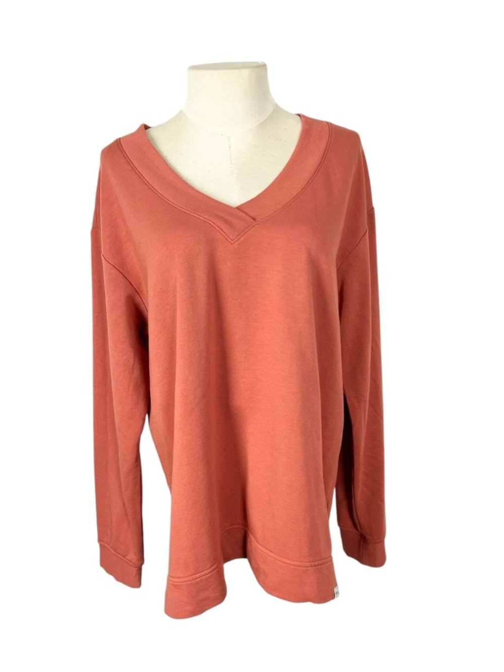 Orvis Women's V-Neck Long Sleeve Top sweatshirt size M terra cotta orange